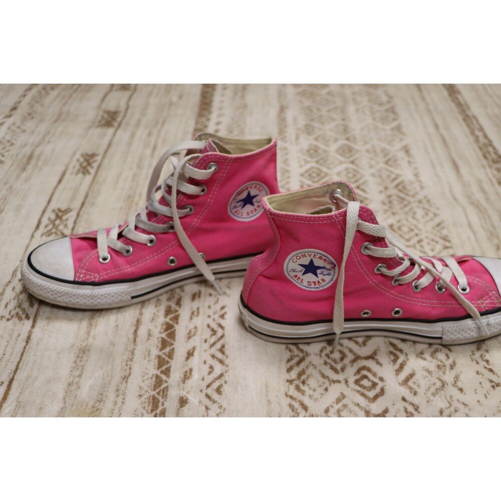 Converse Chuck Taylor All Star High Tops Hot Pink Youth 3/Women's 5